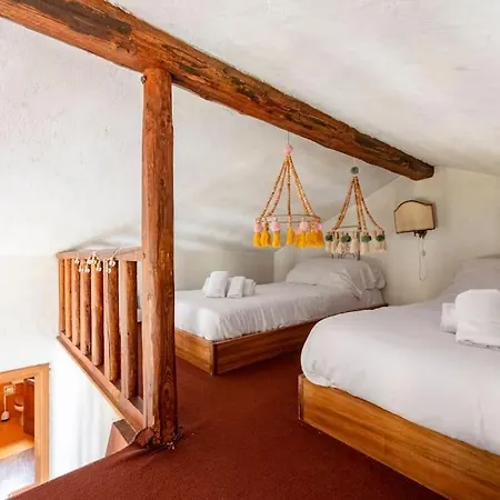 아파트 Chalet Les Boise - Sauna, Heated Pool And Mountains View 쿠르마예