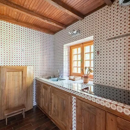Chalet Les Boise - Sauna, Heated Pool And Mountains View 쿠르마예