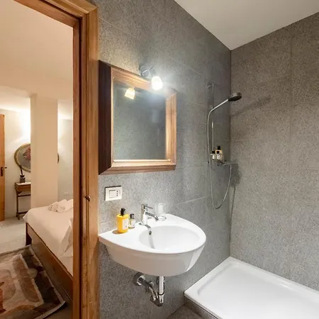 Chalet Les Boise - Sauna, Heated Pool And Mountains View 아파트 *